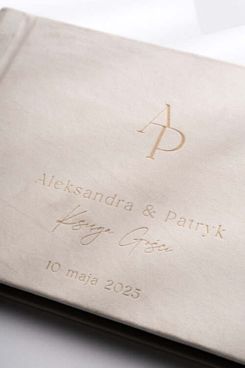 Welurowa księga gości weselnych